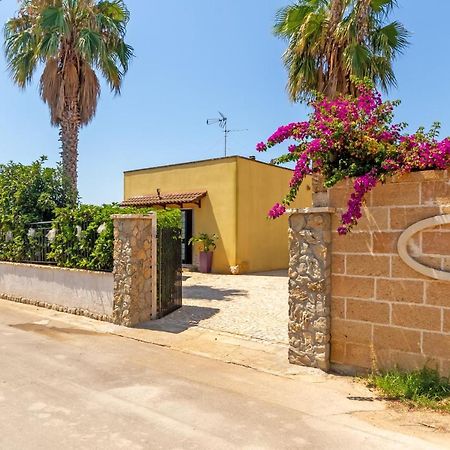 Air-Conditioned Villa In Porto Cesareo With Parking And Bicycles Exterior photo